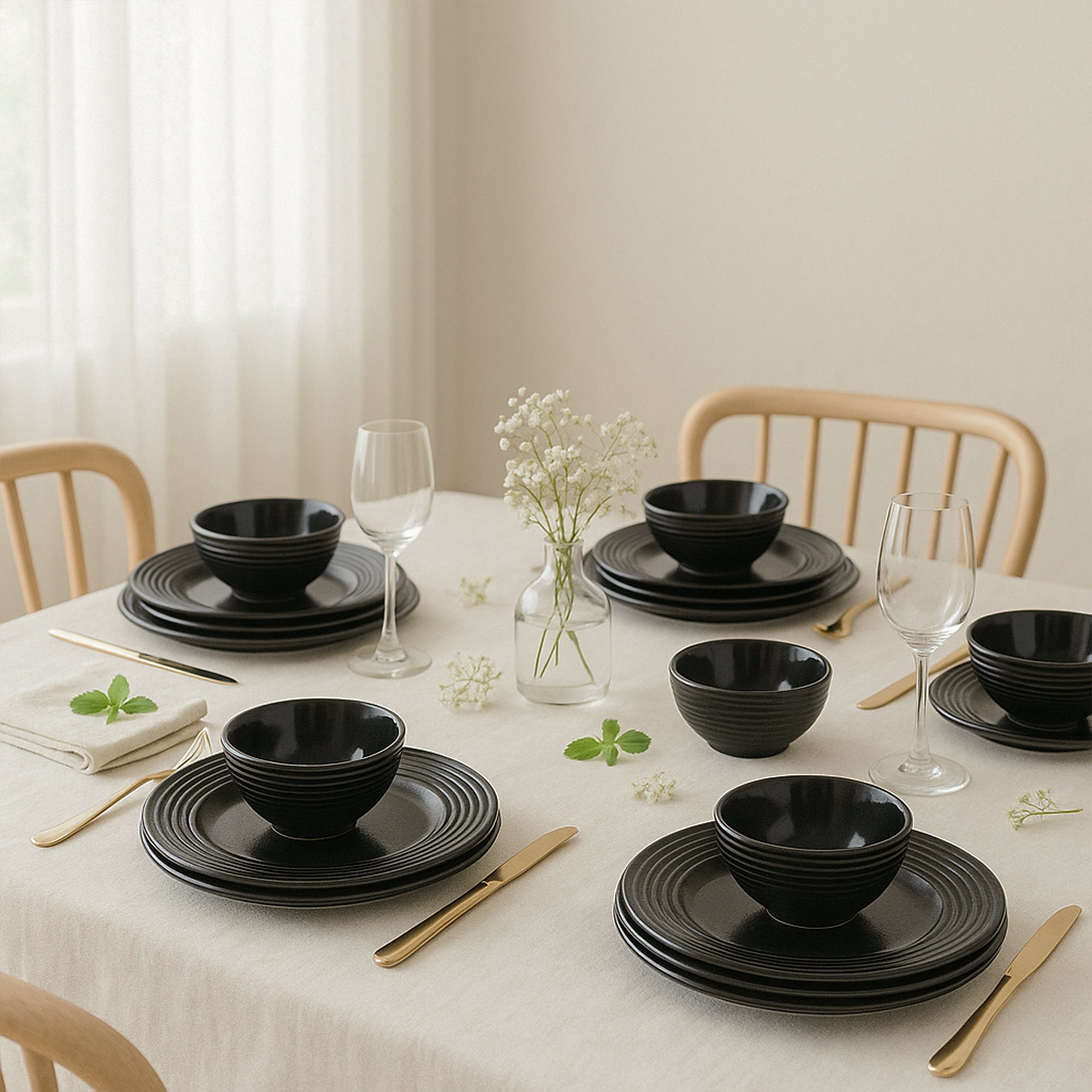 Bold Black Swirl 12 Pieces Dinnerware