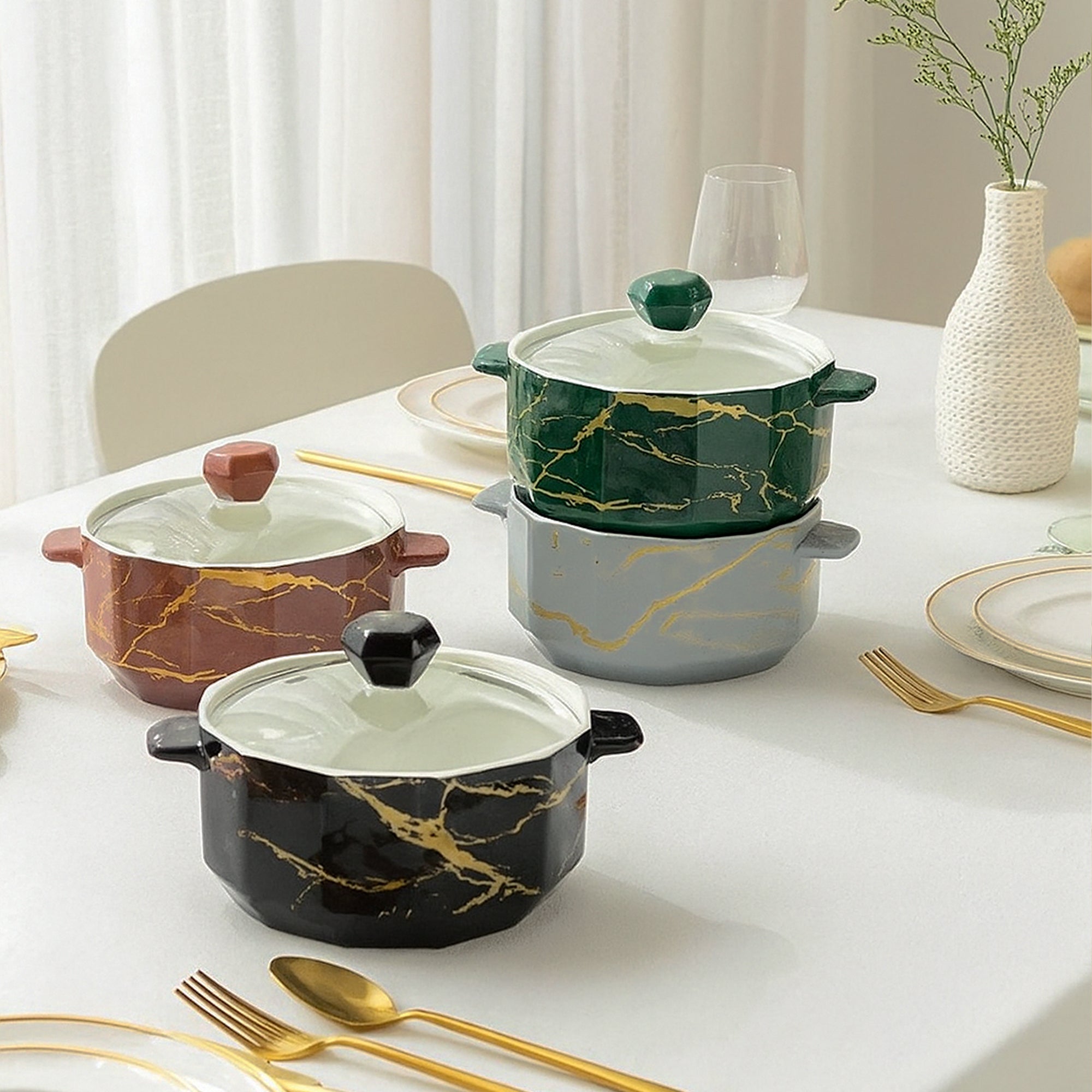 Splash Of Gold Ceramic Casserole With Lid