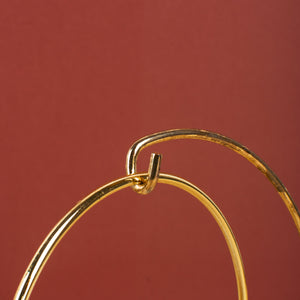 Ceramic Vase With A Swinging Gold Metal Stand Vases June Trading