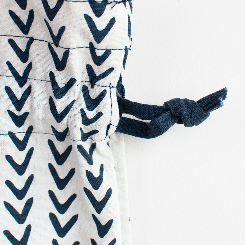 Traditional Print Shoulder Bag Shoulder Bag June Trading