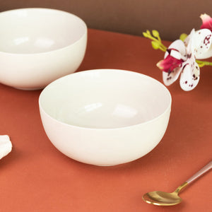 Ivory White Soft-Hued Glazed Bowl Bowls June Trading
