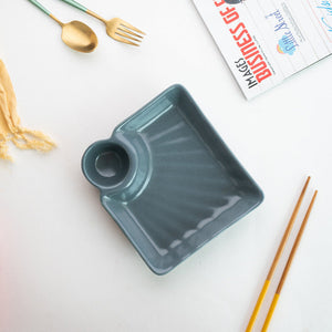 Crinkled Appetiser & Starter Plate With Dip Snack Plate June Trading Ash Grey