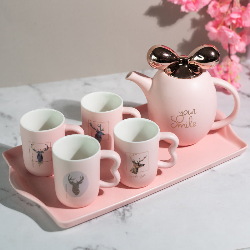Reindeer Embellished Ceramic Tea Cup With Tea Pot Set Tea & Coffee Sets June Trading 4 Cups and Kettle (with Tray)