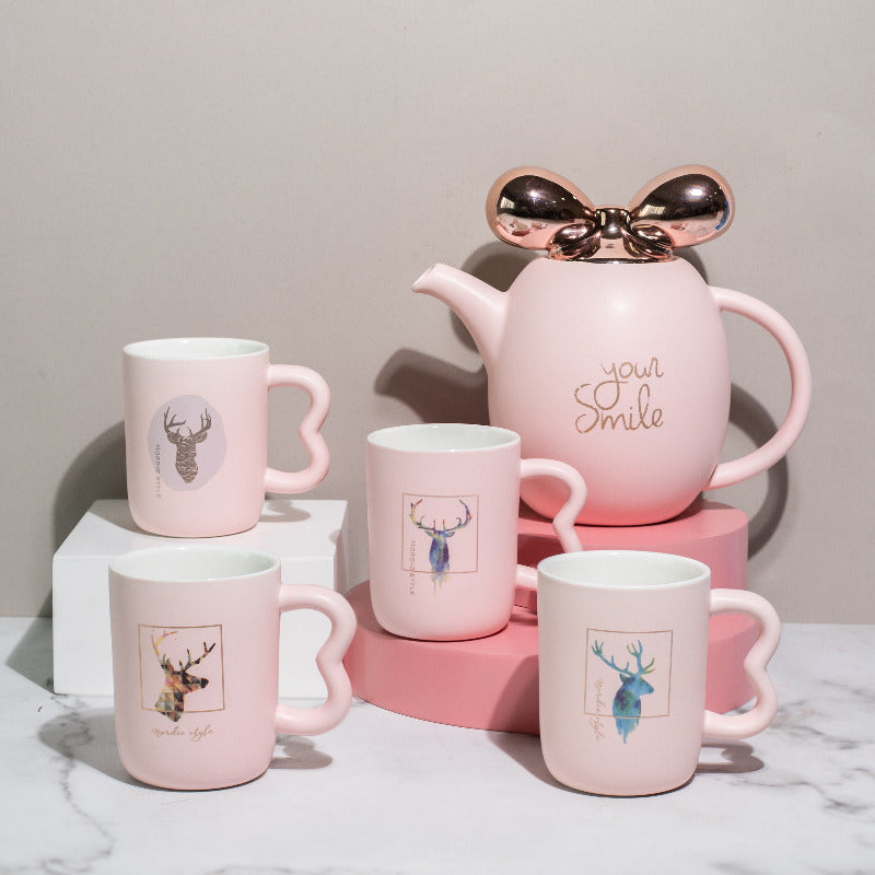 Reindeer Embellished Ceramic Tea Cup With Tea Pot Set Tea & Coffee Sets June Trading 4 Cups and Kettle (without Tray)