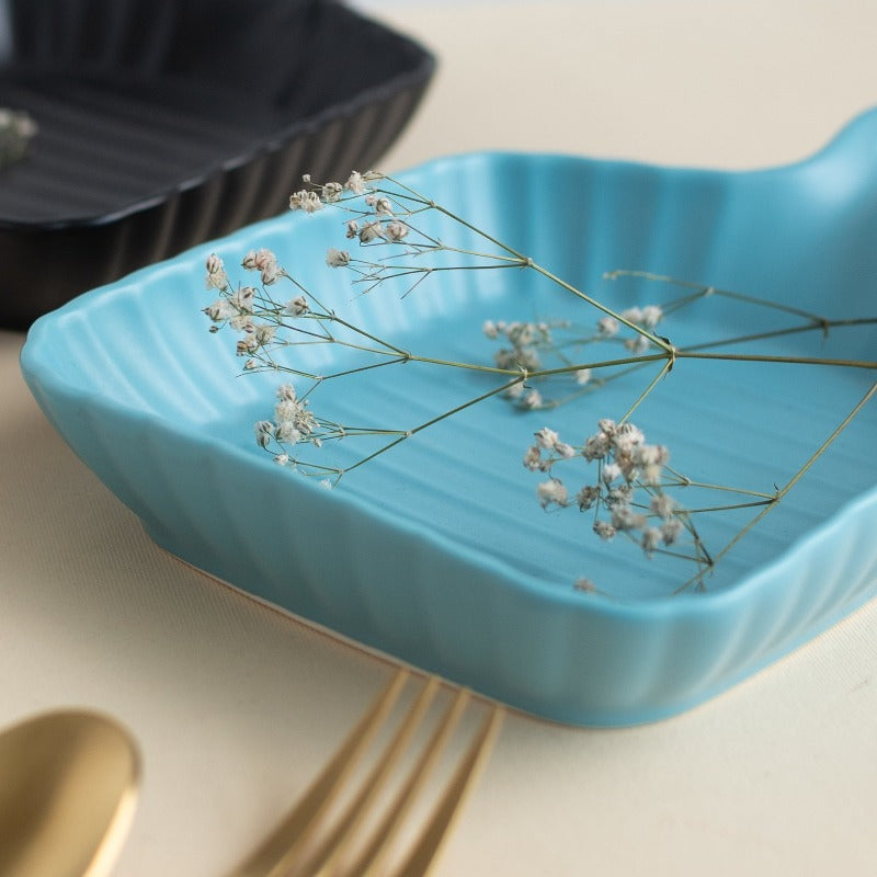 Crinkle Grill Baking Tray with Handle Serving Plates June Trading