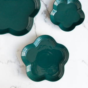 Pretty Flower Shaped Plate Dinner Plates June Trading Medium Green