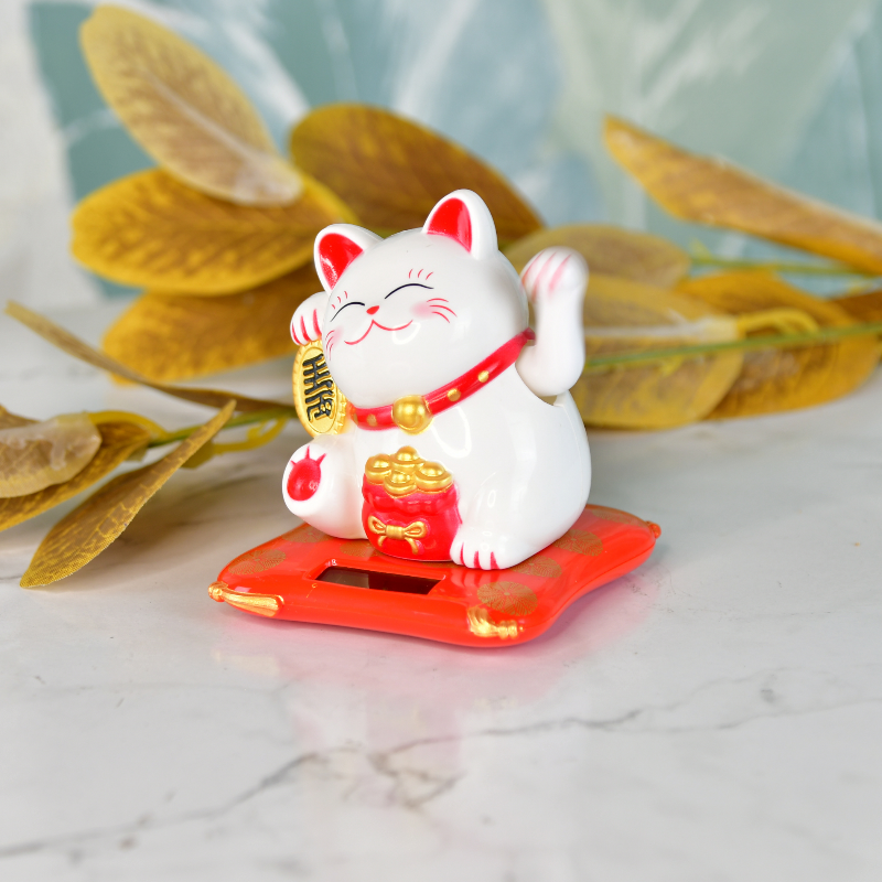 Sowpeace Solar Lucky Cat Figurine