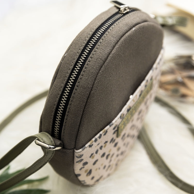 Bambina - Canvas Sling Bag Shoulder Bag Pipa Box   