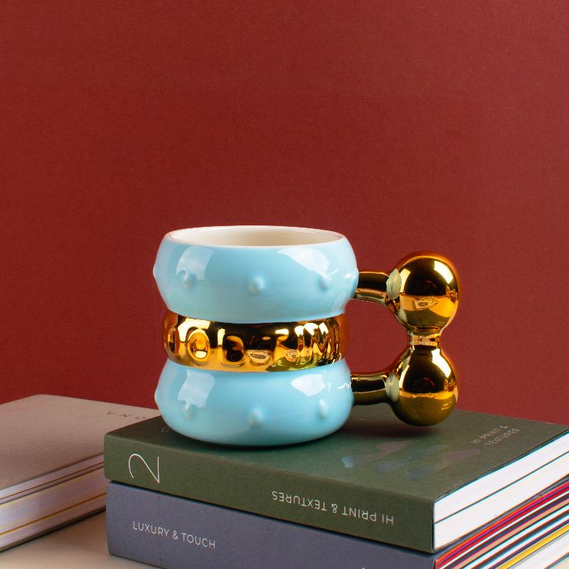 The Luxe Gold Accent Mug