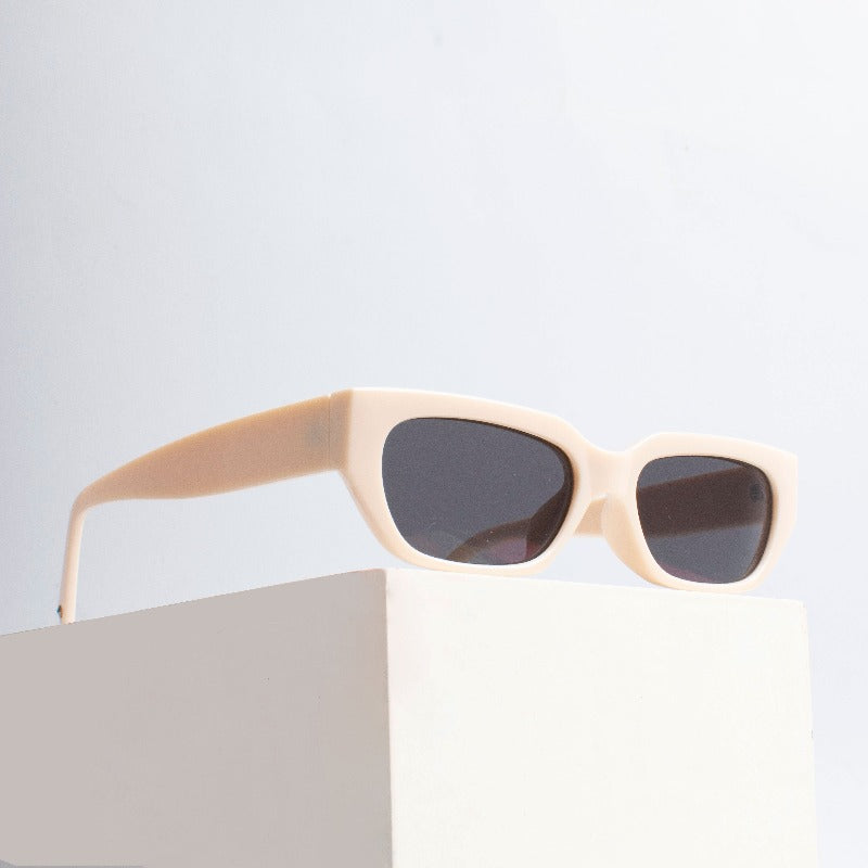 The Tint Binge Sunglass
