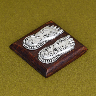 SABERA Lakshmi Charan  – Set On Elegant Wooden Plank Silver