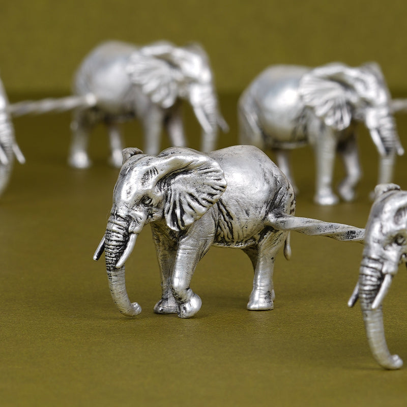 SABERA Front Facing Elephant Spoon Rest Silver