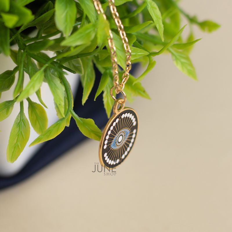 Exquisite Evil Eye Pendant - Necklace Necklace June Trading   