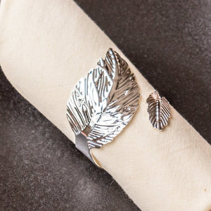 Leafy Details Silver Silver Napkin Rings (Set of 6) Napkin Rings June Trading   