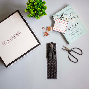 Tudor - Leather Bookmark Bookmarks Pipa Box   