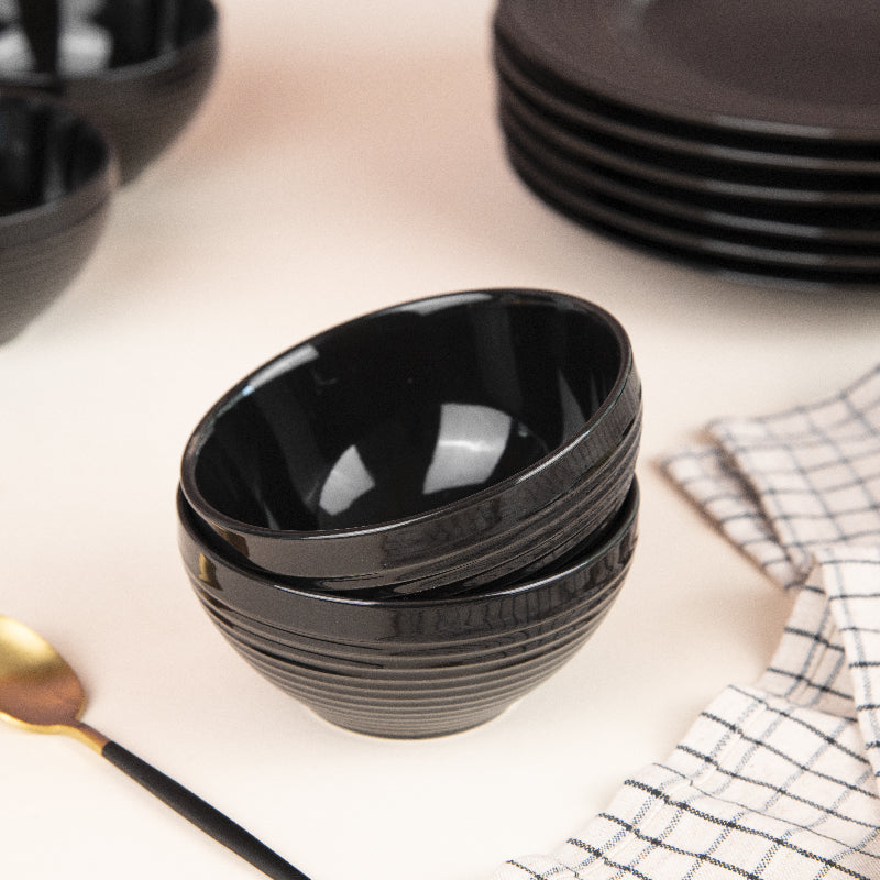Bold Black Swirl Rice Bowl Set