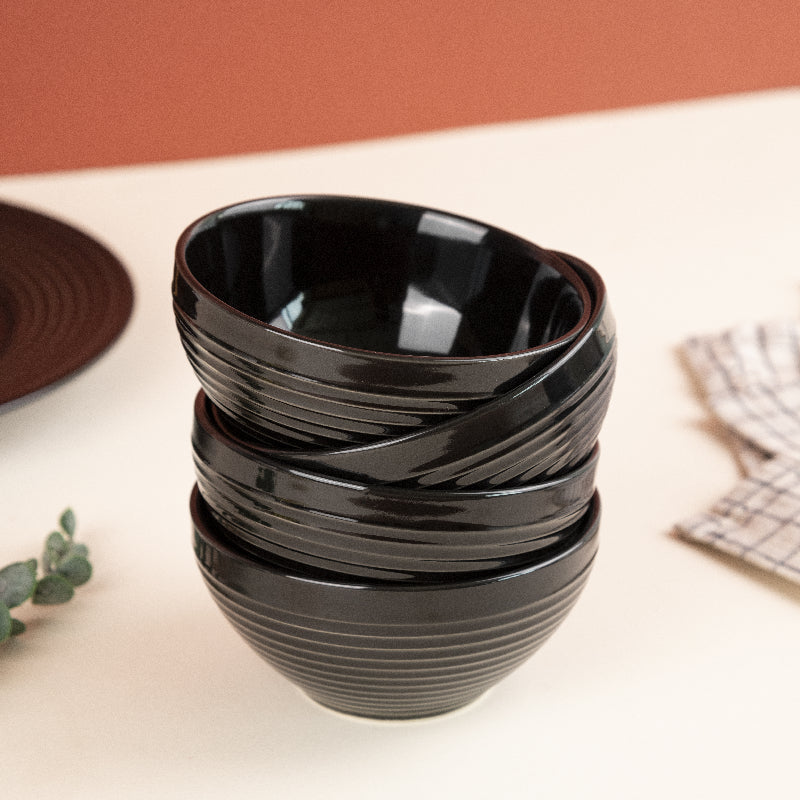 Bold Black Swirl Bowl (Set of 4)