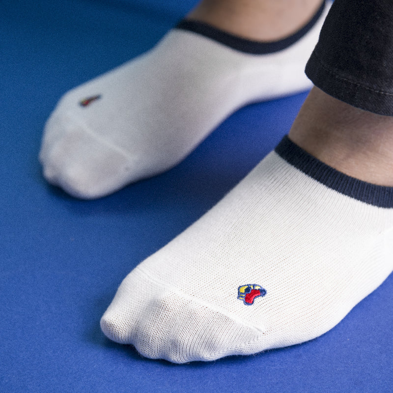 Little Heart White Socks Men Sock ERL   