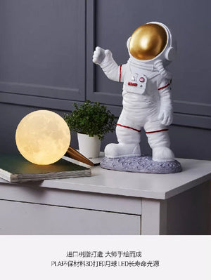 Astronaut Table Lamp- Standing Style Desk Lamps Coral Tree   